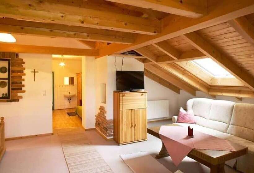 호스텔 Landgasthof Vogl   Zum Klement