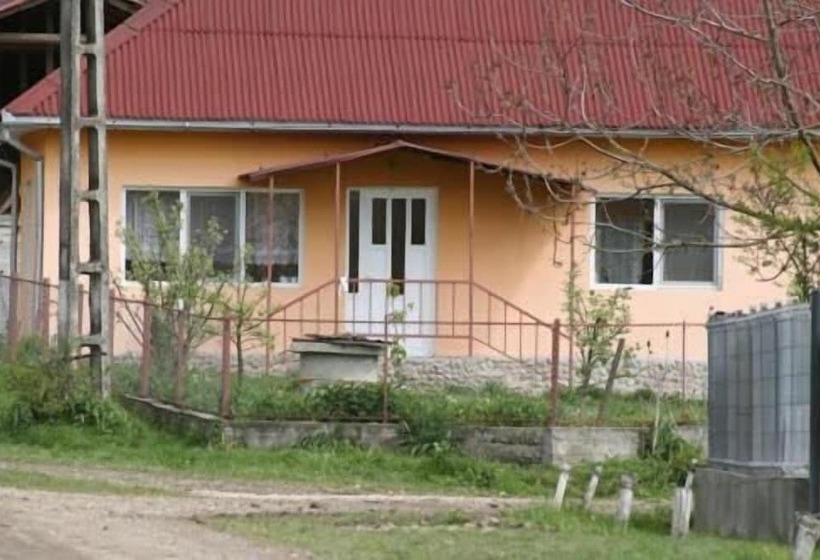 Badesti Farm House