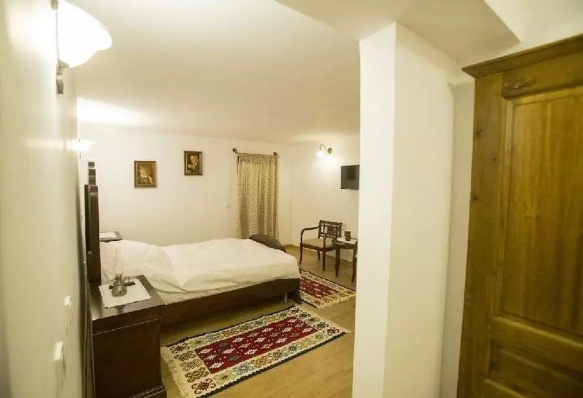 Aamiaismajoitus (B&B) Hanul Banului