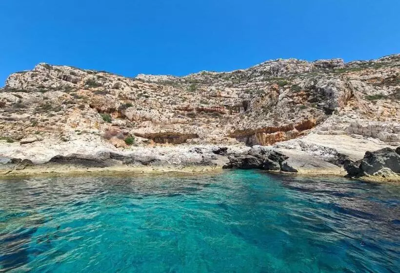 Aamiaismajoitus (B&B) Sole Mare Sale