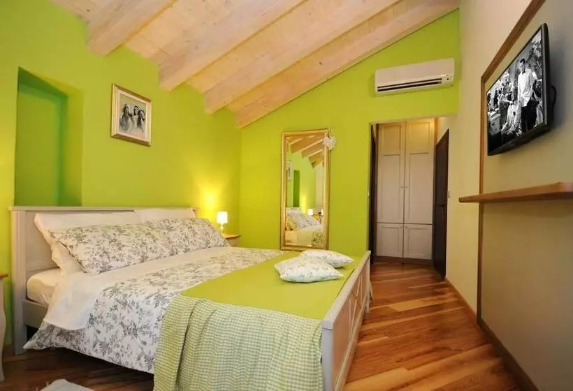 Bed & Breakfast Korta Gira