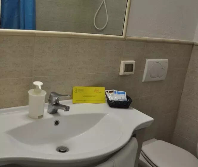 簡易ホテル Vulcano Blu Terme Suites & Seaview