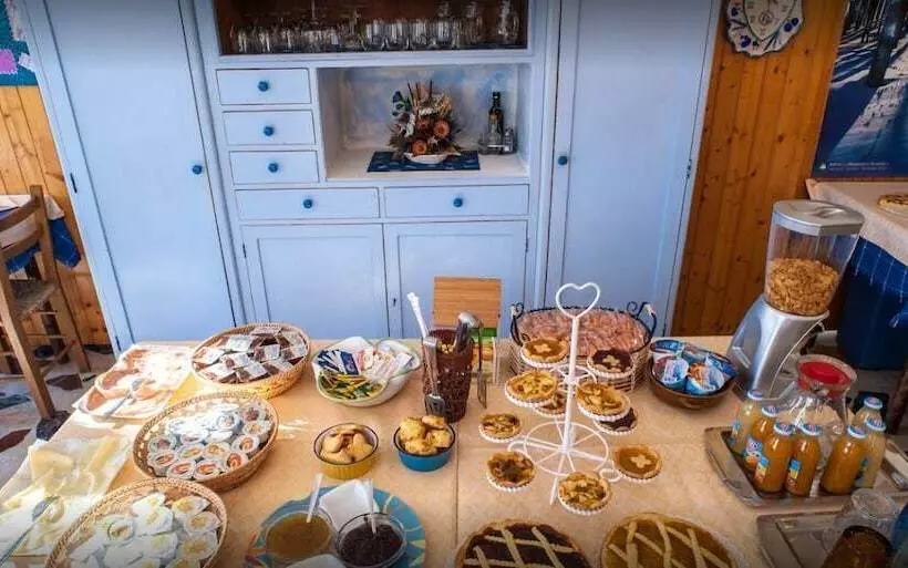 Hotelli Albergo Ristorante La Villa