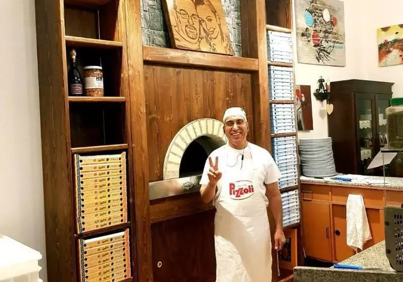 Hotelli Albergo Ristorante Poli