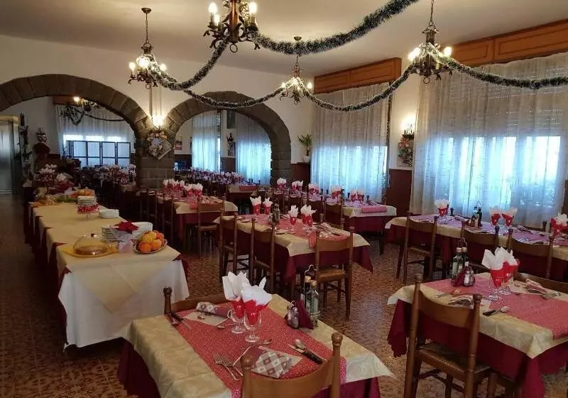 Hotelli Albergo Ristorante Poli