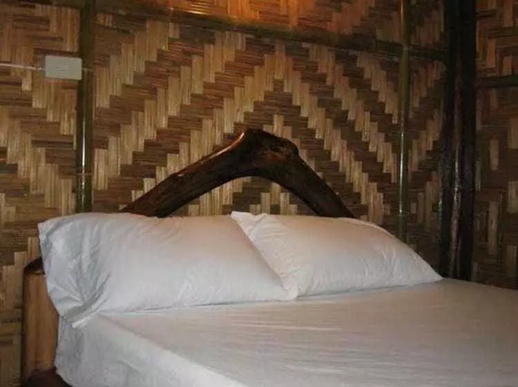 Hotelli Phujinda Homestay