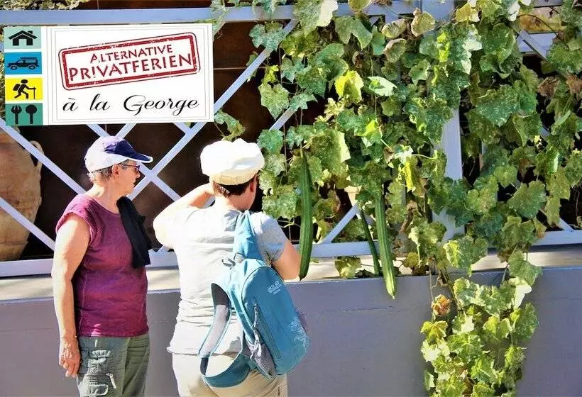 Maaseutuhotelli Tzionis Holidays Stonehouse