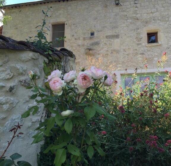 Le Mas Des Papillons Chambre D Hôtes B&b