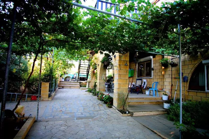 ペンション George's Villa