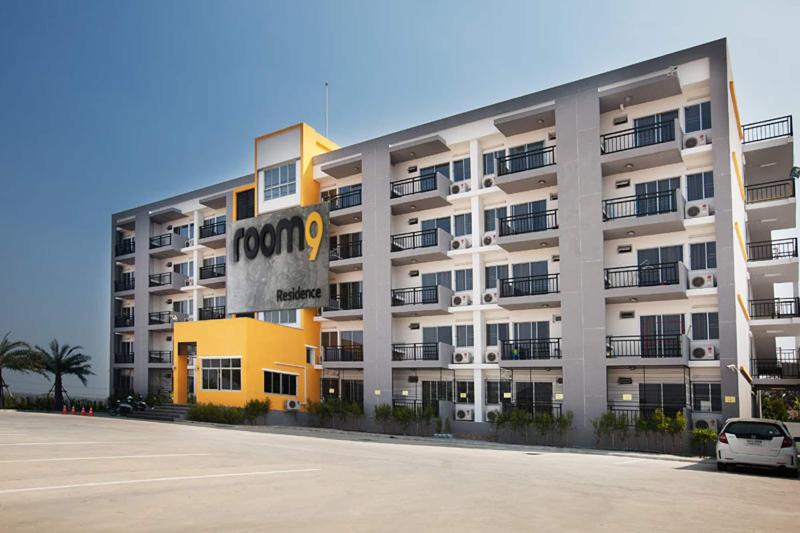 Hotelli Room 9 Residence