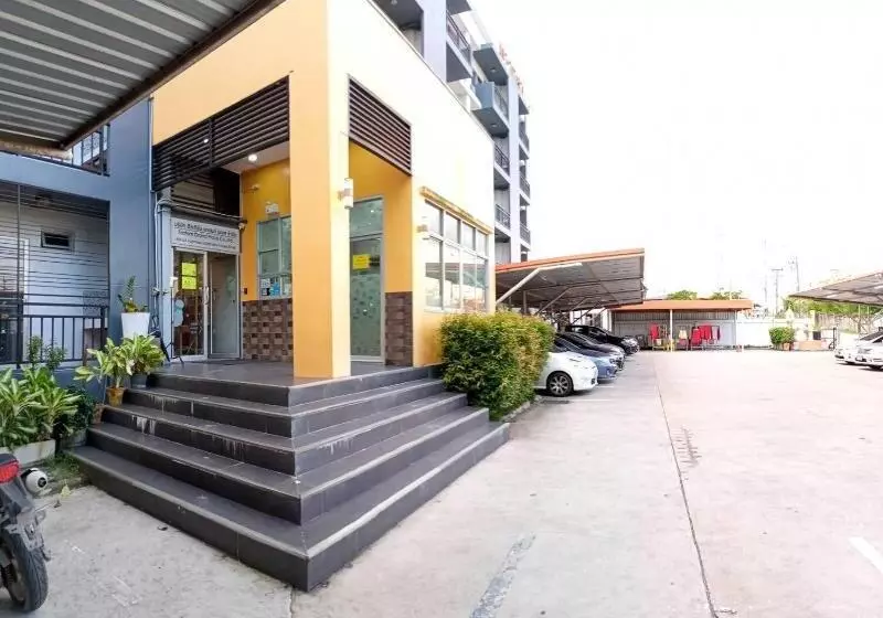 ホテル Room 9 Residence