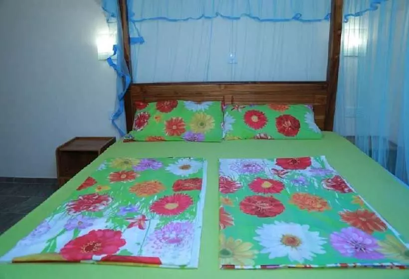 ペンション Slg Villa Hikkaduwa