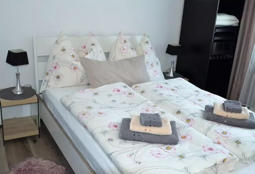 Pension & Restaurant La Amalia