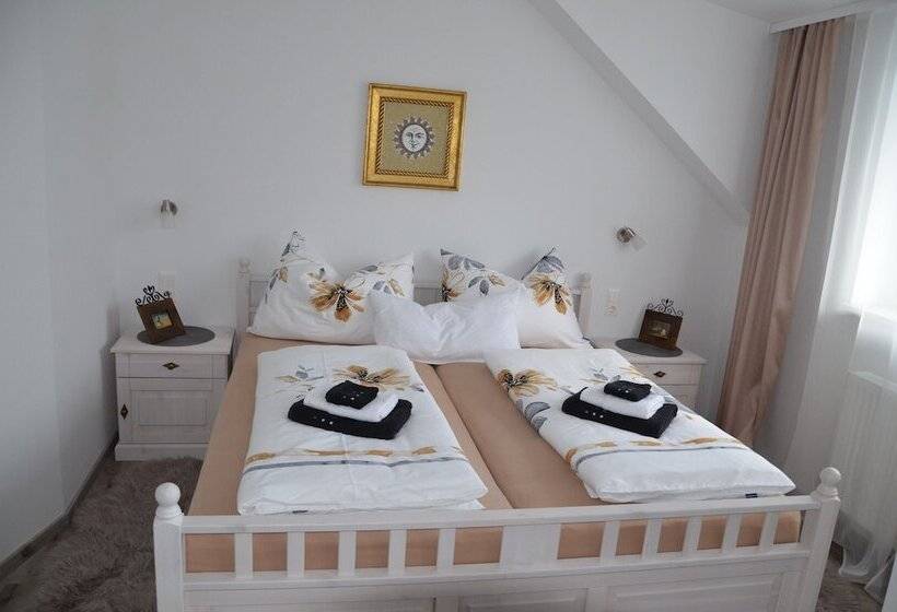 Pension & Restaurant La Amalia