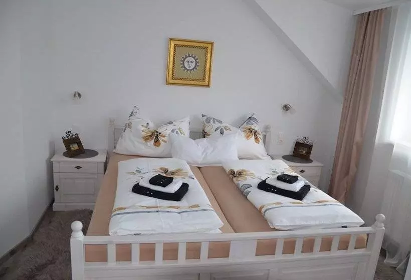 Pension & Restaurant La Amalia