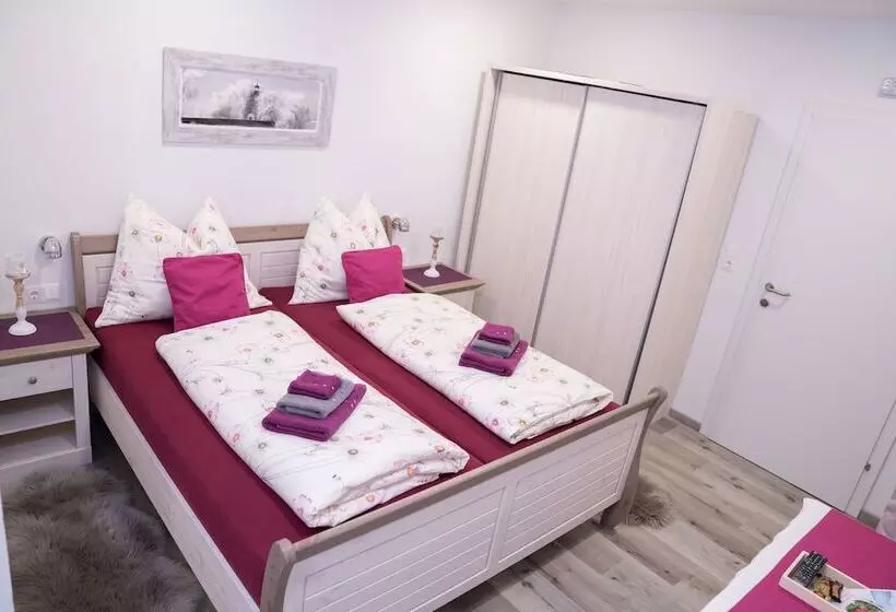 Pension & Restaurant La Amalia