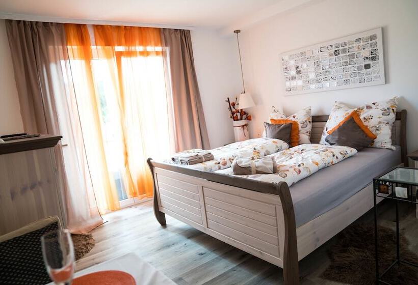 Pension & Restaurant La Amalia