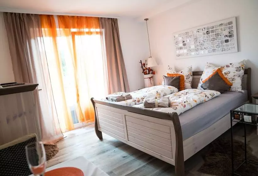 Pension & Restaurant La Amalia