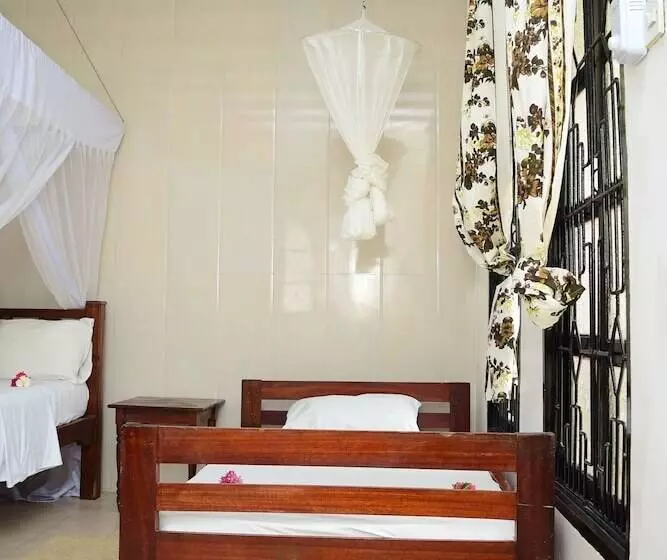 ホテル Kigwedeni Villas