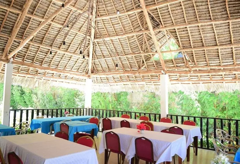 ホテル Kigwedeni Villas
