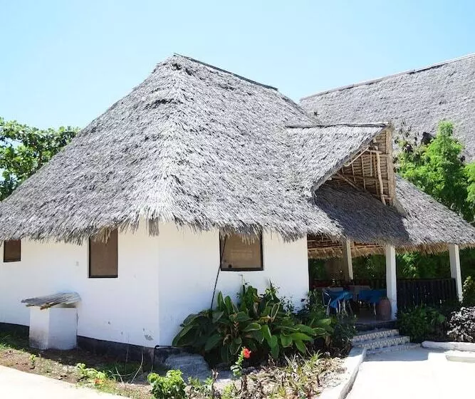 ホテル Kigwedeni Villas