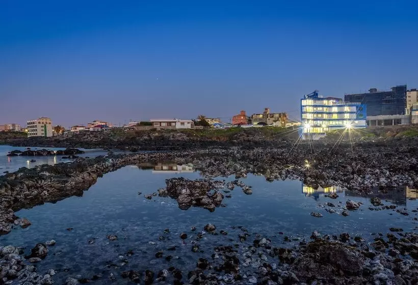 Hotelli On The Sea Pension