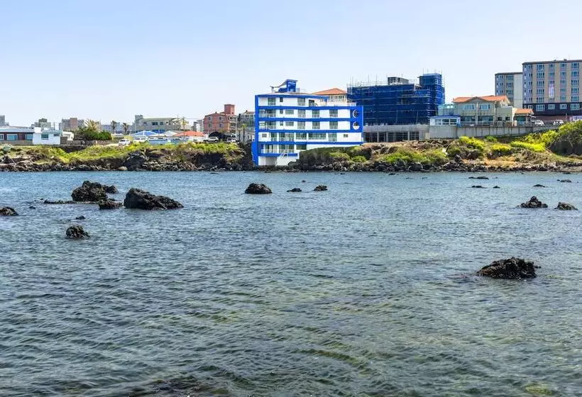 Hotelli On The Sea Pension