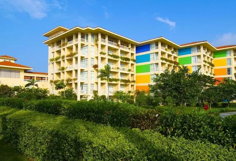 فندق Golden Palm Resort