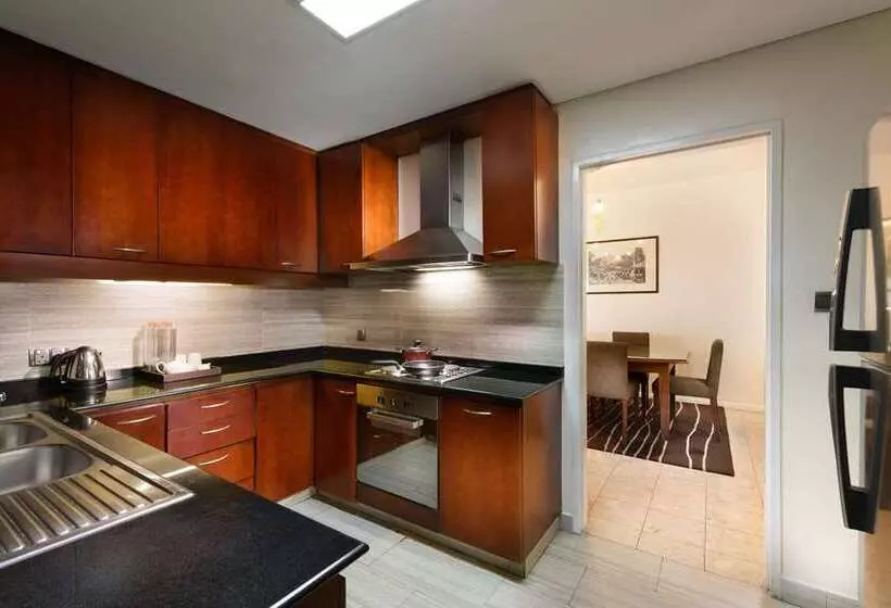 בית מלון כפרי Hilton Colombo Residence