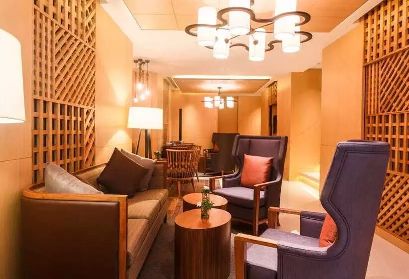 בית מלון כפרי Hilton Colombo Residence