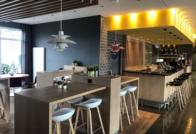 酒店 Holiday Inn Express Frankfurt Messe, An Ihg