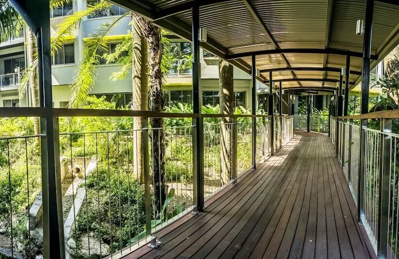 בית מלון כפרי Holiday Inn Port Moresby By Ihg