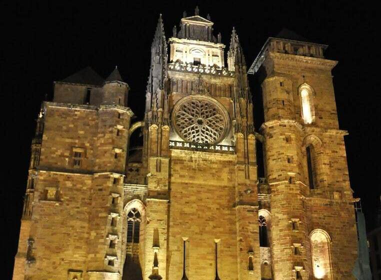 酒店 Logis Hôtel Du Midi   Rodez Centre Ville