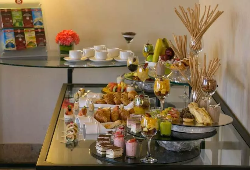 Mercure Grand Hotel Seef   All Suites