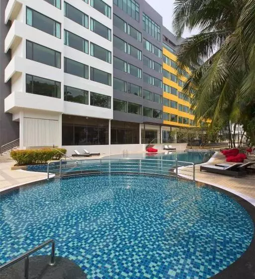 ホテル Mercure Penang Beach