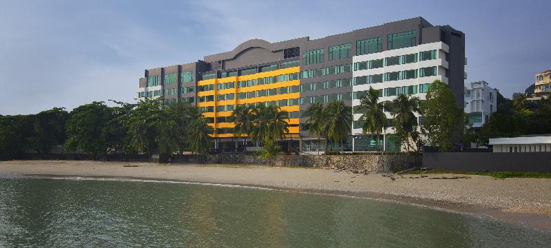 호텔 Mercure Penang Beach