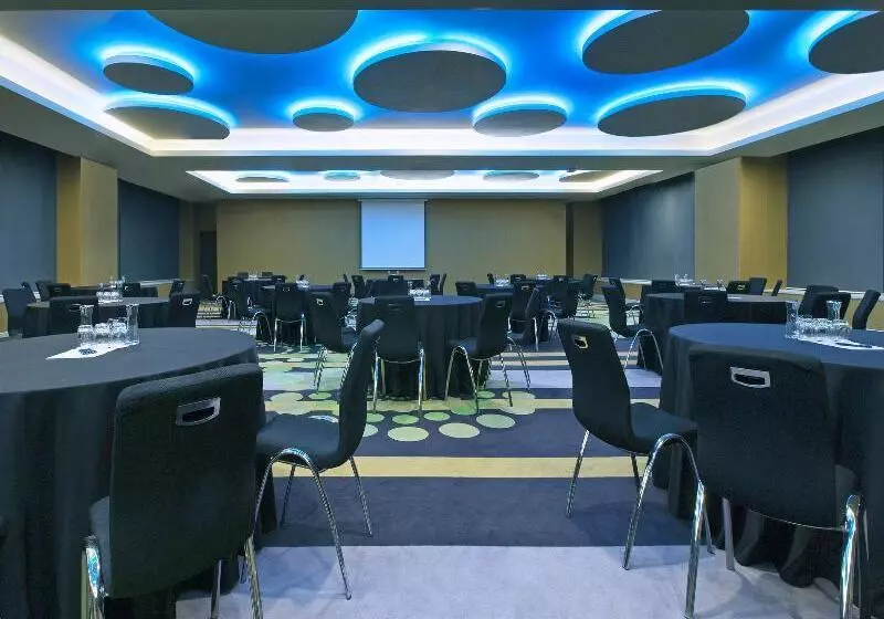 ホテル Mercure Penang Beach