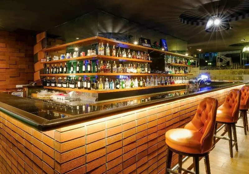 ホテル Mercure Penang Beach