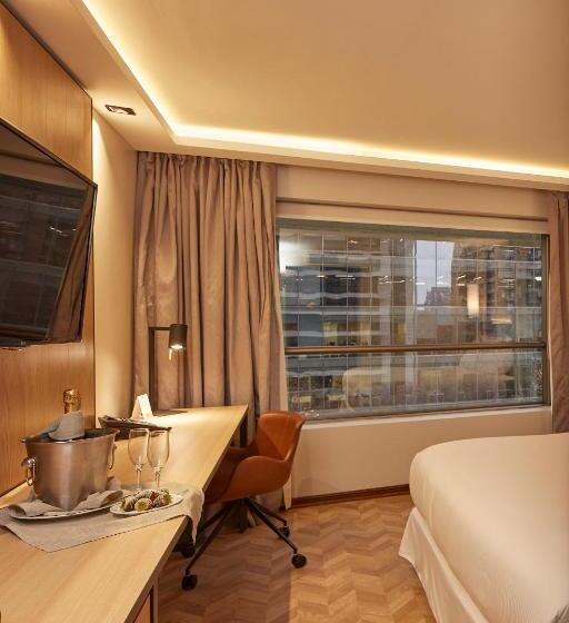 هتل Plaza El Bosque Ebro