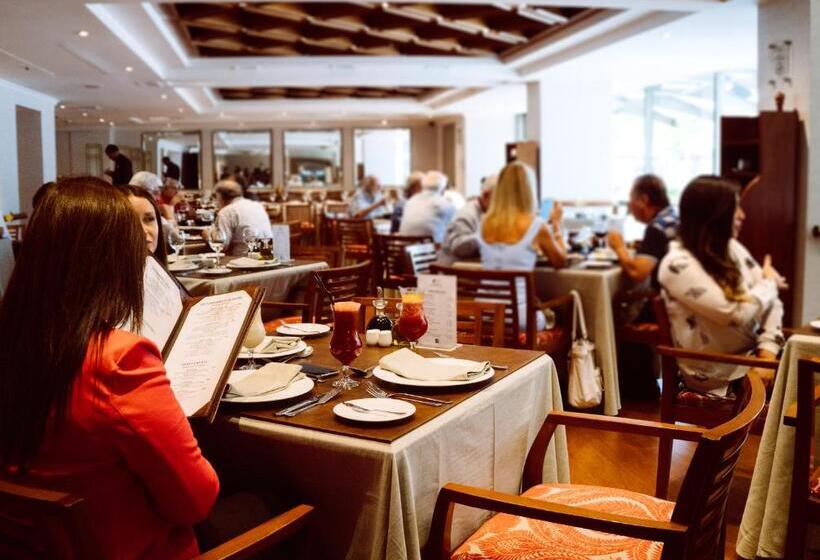 هتل Plaza El Bosque Ebro