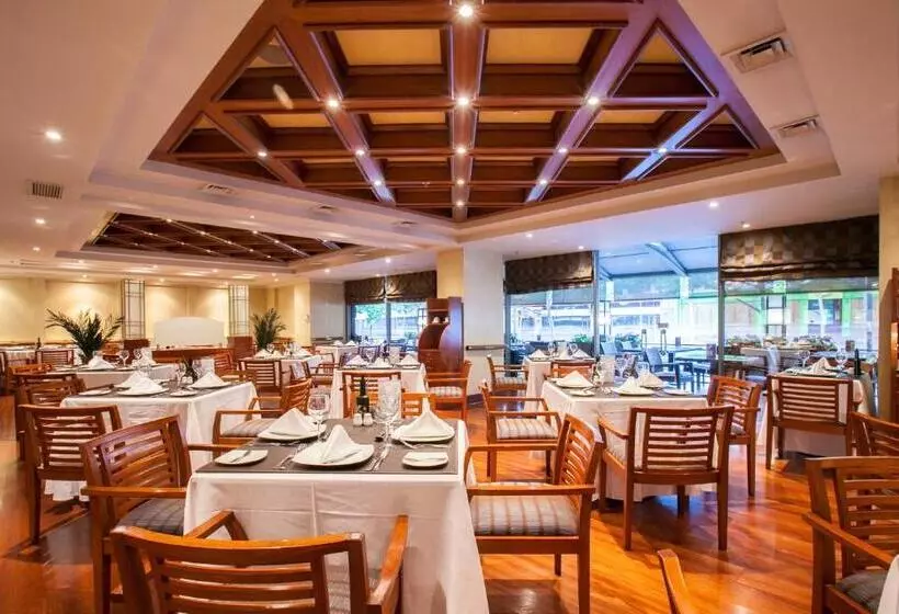 فندق Plaza El Bosque Ebro