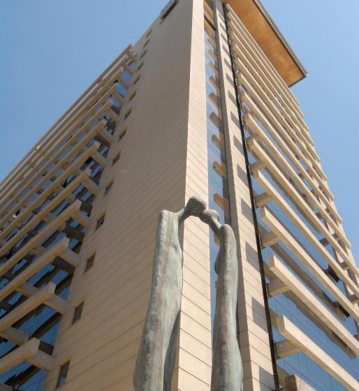 هتل Plaza El Bosque Ebro