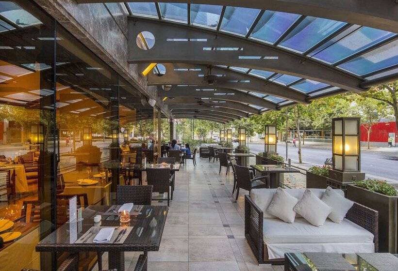 هتل Plaza El Bosque Ebro