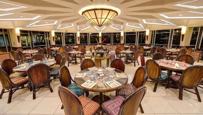 Porta Hotel Del Lago