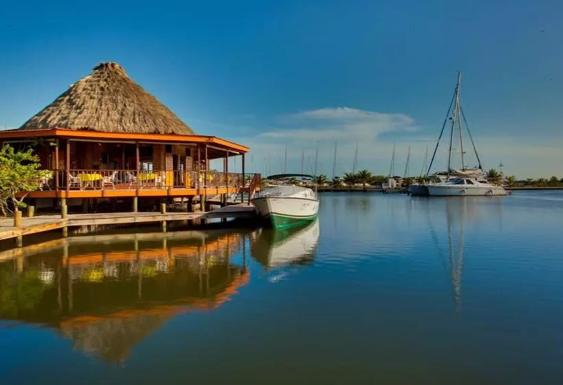 فندق Robert S Grove Península Resort