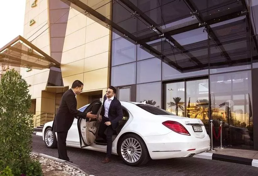 The Palms Beach Hotel And Spa