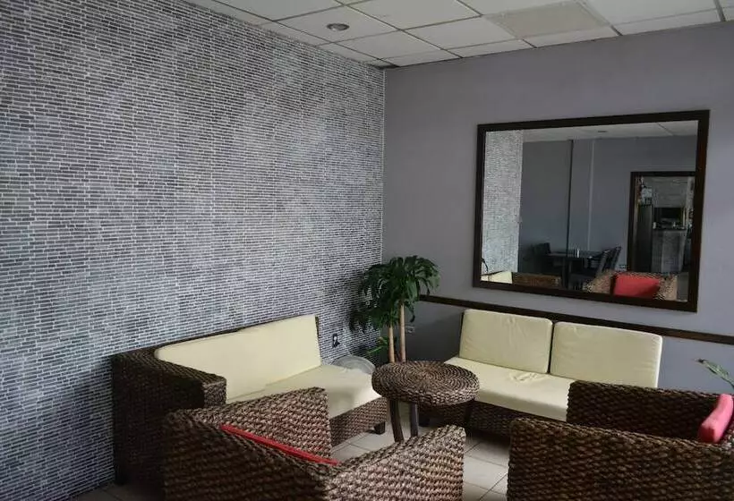هتل Travel Inn