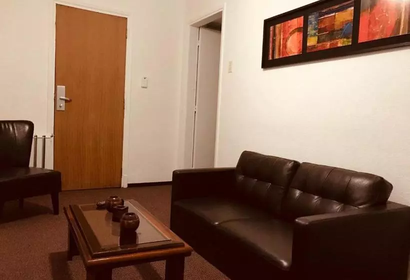 Hotel Treinta Y Tres