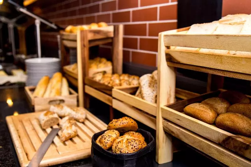 هتل Vienna House Easy By Wyndham Bucharest Airport