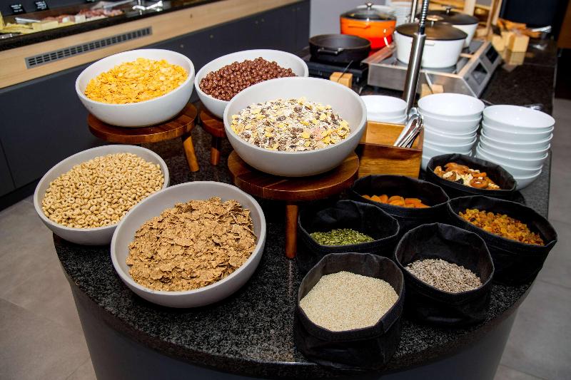 Hotel Vienna House Easy By Wyndham Bucharest Airport